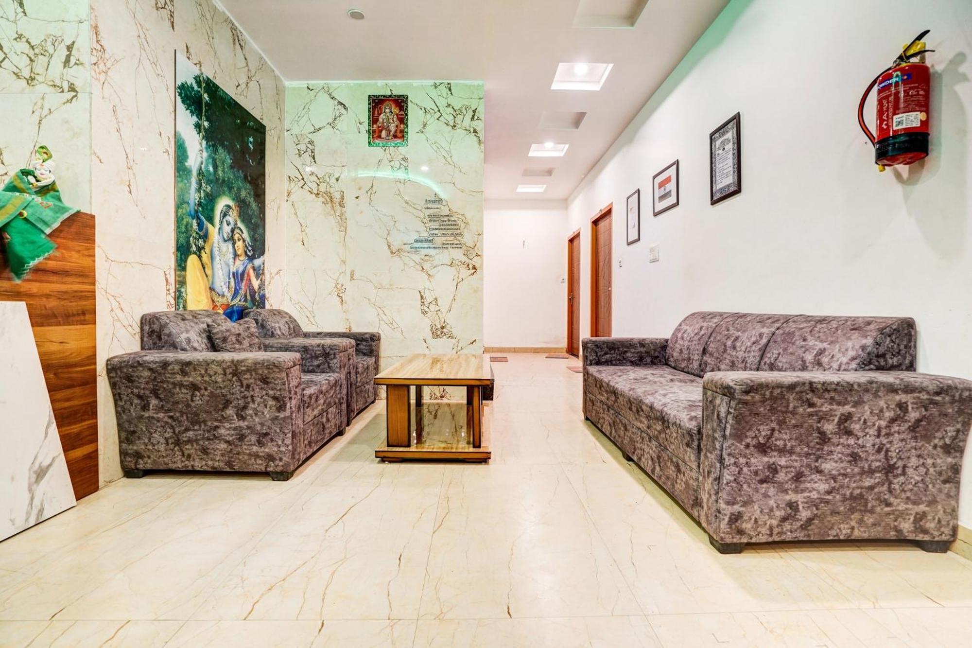 Super Hotel O Sunrakh Road Vrindavan Formerly Ganga Residency Exterior photo